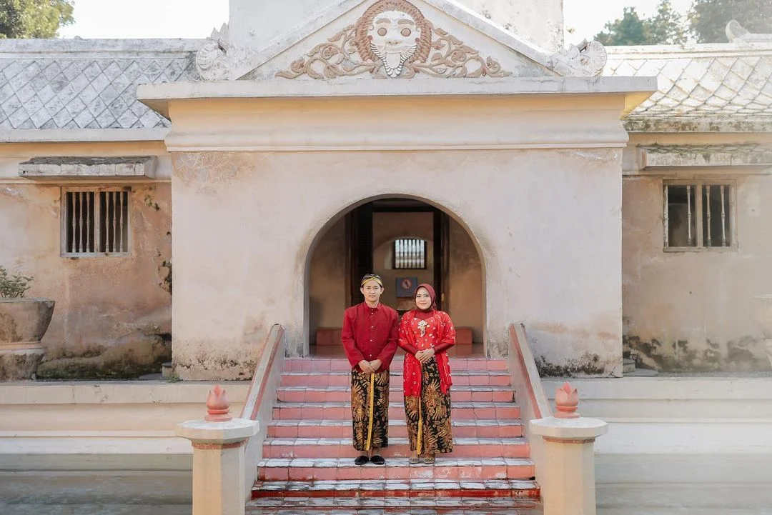 wisata Baju Adat Jawa Taman Sari yogyakarta