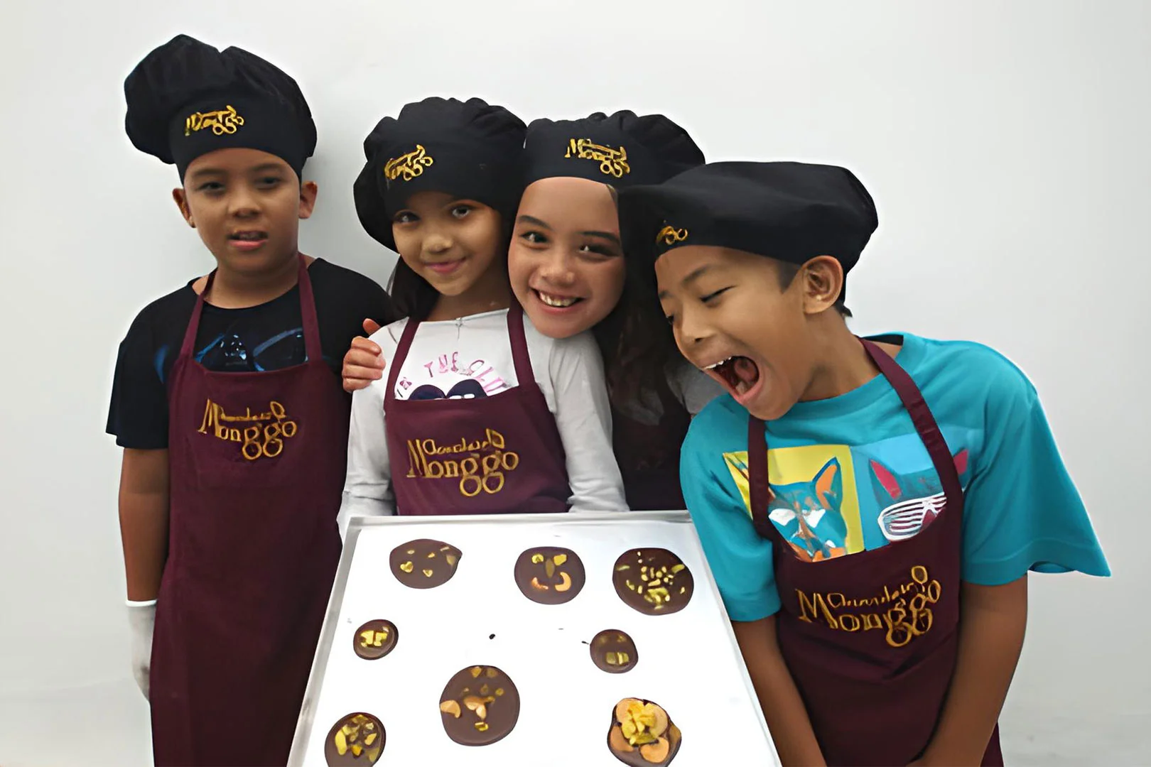 wisata edukasi jogja membuat kreasi dari cokelat anak